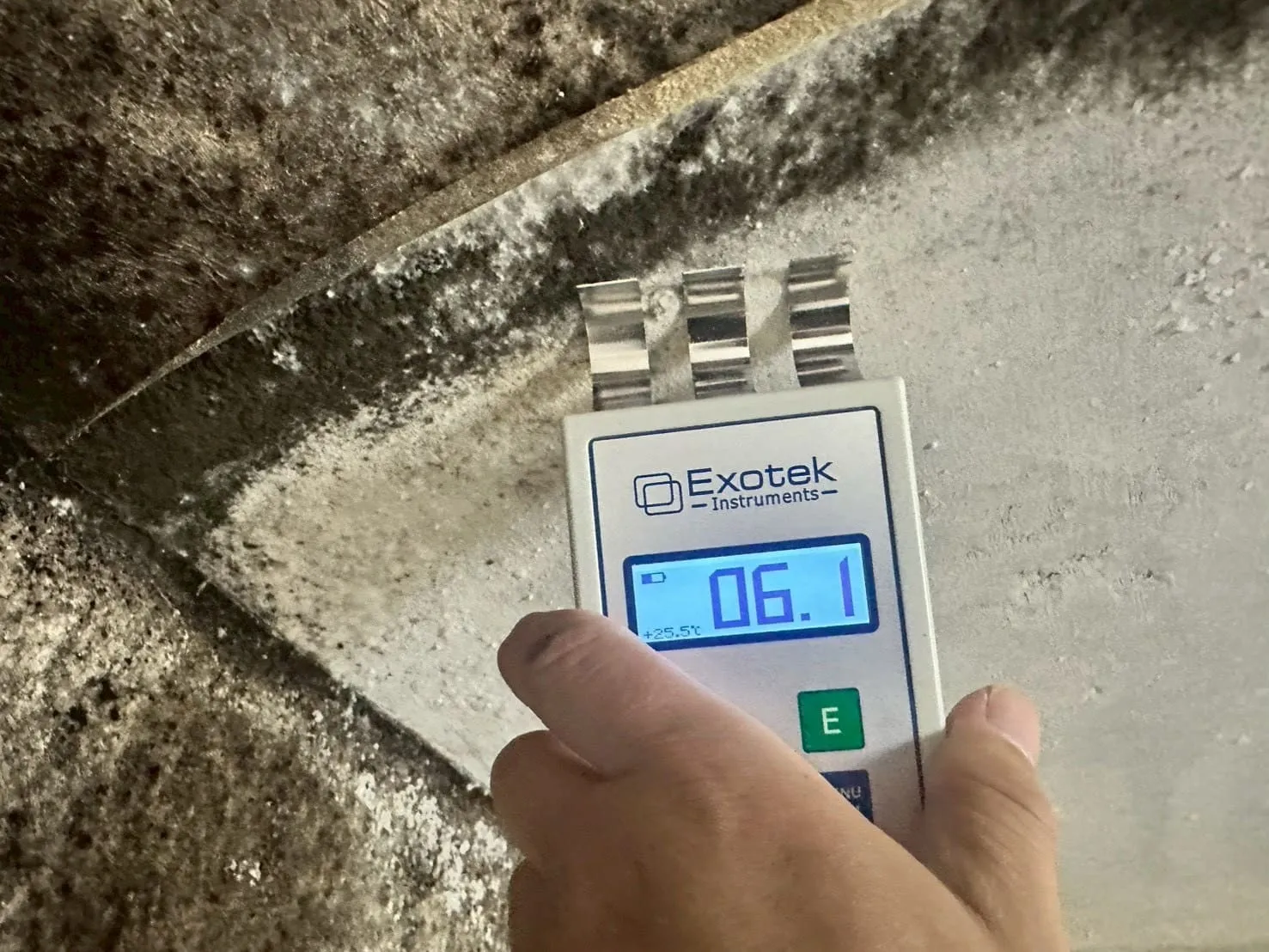 【東京都大田区】マンション｜カビ菌検査