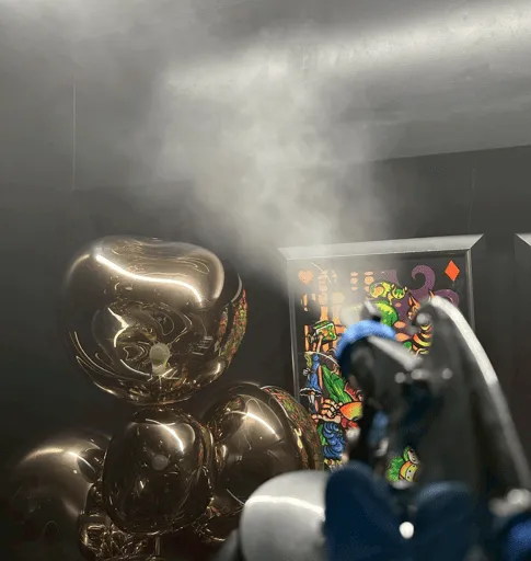 神奈川県逗子市：建築面積400㎡超の高級別荘における大規模除カビ・除菌工事